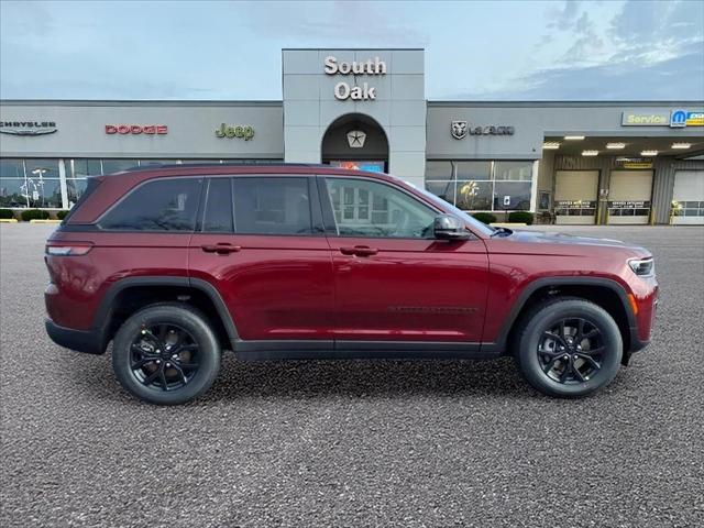 2026 Jeep Grand Cherokee GRAND CHEROKEE LAREDO ALTITUDE 4X4 2026 Jeep Grand Cherokee GRAND CHEROKEE LAREDO ALTITUDE 4X4
