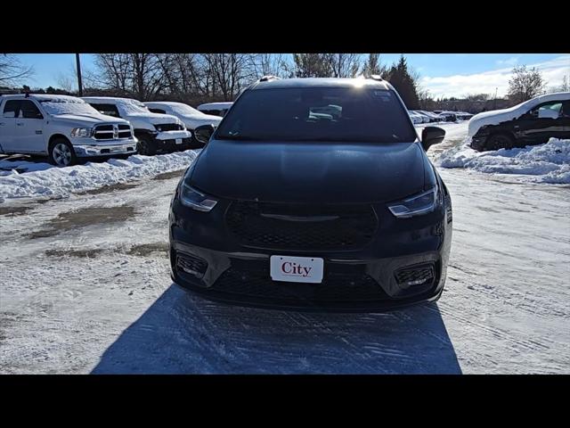 2026 Chrysler Pacifica PACIFICA SELECT AWD