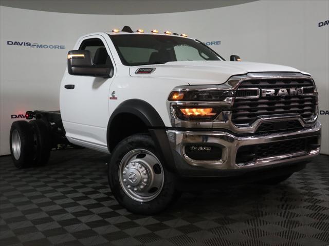 2026 RAM Ram 5500 Chassis Cab RAM 5500 TRADESMAN CHASSIS REGULAR CAB 4X4 60 CA