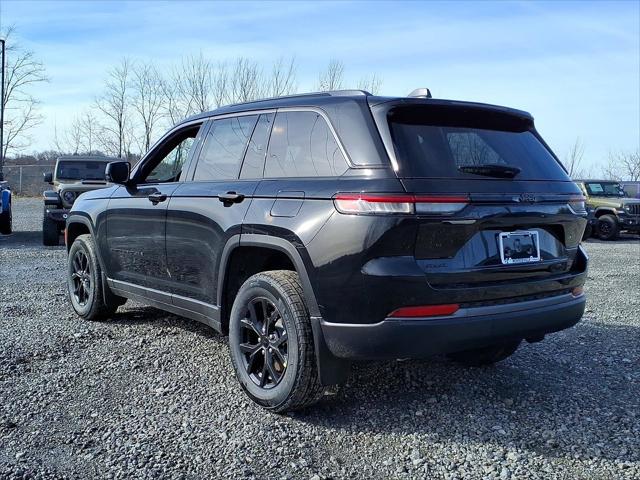 2026 Jeep Grand Cherokee GRAND CHEROKEE LAREDO ALTITUDE 4X4