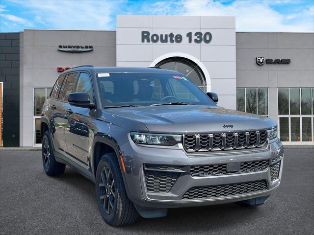2026 Jeep Grand Cherokee GRAND CHEROKEE LAREDO ALTITUDE 4X4