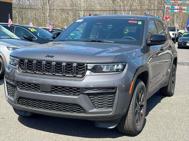 2026 Jeep Grand Cherokee GRAND CHEROKEE LAREDO ALTITUDE 4X4