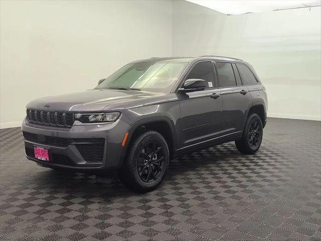 2026 Jeep Grand Cherokee GRAND CHEROKEE LAREDO ALTITUDE 4X4