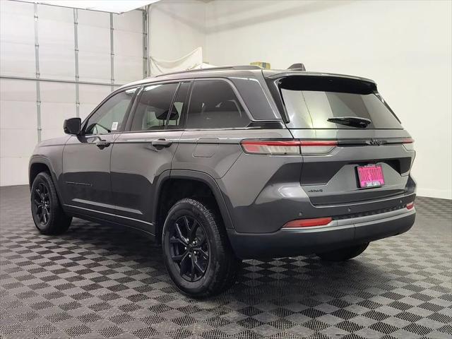 2026 Jeep Grand Cherokee GRAND CHEROKEE LAREDO ALTITUDE 4X4