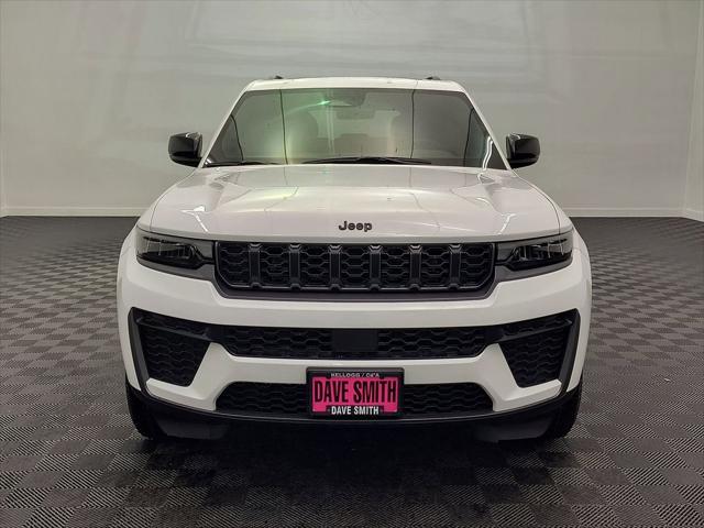 2026 Jeep Grand Cherokee Altitude 4x4