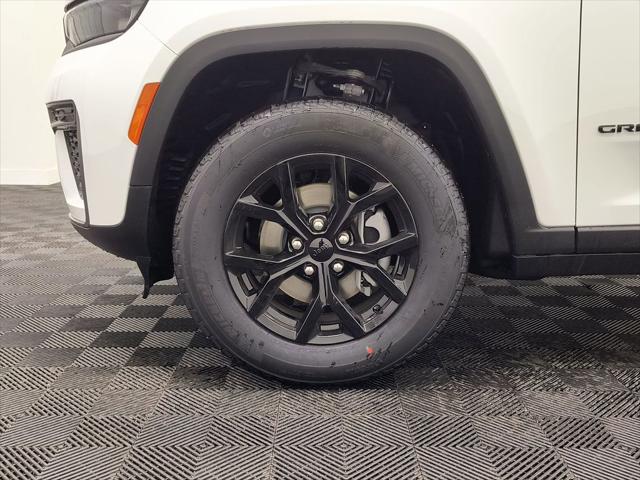 2026 Jeep Grand Cherokee Altitude 4x4