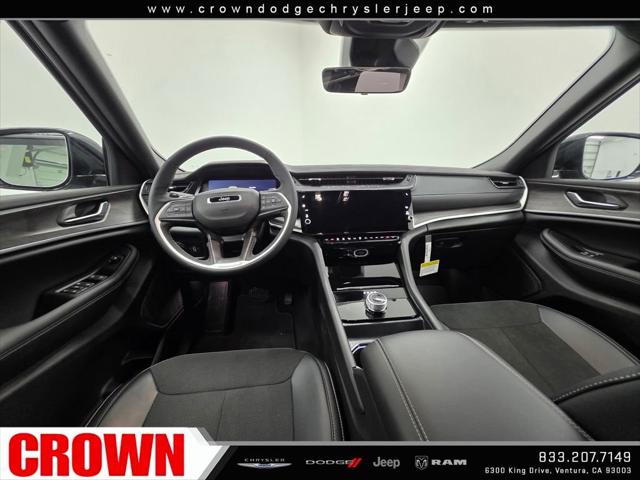 2026 Jeep Grand Cherokee Altitude 4x2