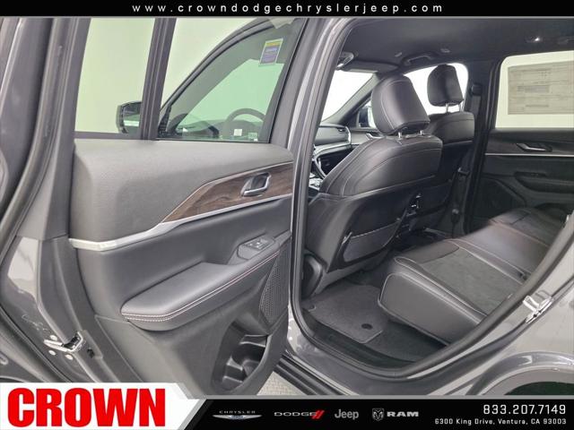 2026 Jeep Grand Cherokee Altitude 4x2