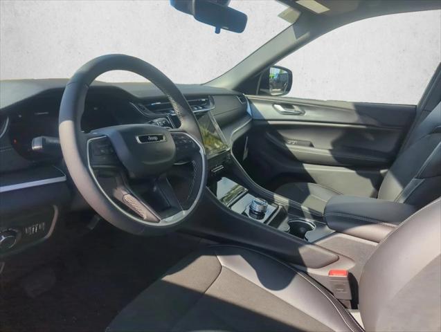 2025 Jeep Grand Cherokee GRAND CHEROKEE ALTITUDE X 4X2