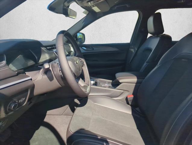 2025 Jeep Grand Cherokee GRAND CHEROKEE ALTITUDE 4X2