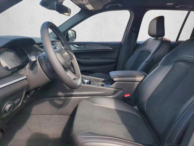 2025 Jeep Grand Cherokee GRAND CHEROKEE ALTITUDE 4X2