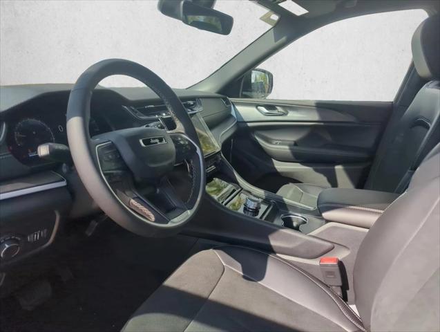 2025 Jeep Grand Cherokee GRAND CHEROKEE ALTITUDE X 4X2