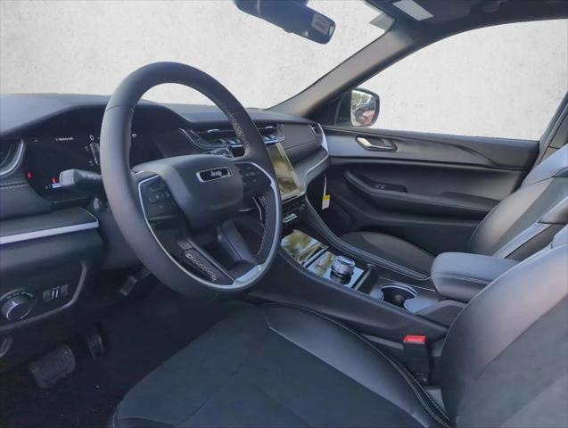 2025 Jeep Grand Cherokee GRAND CHEROKEE ALTITUDE 4X2