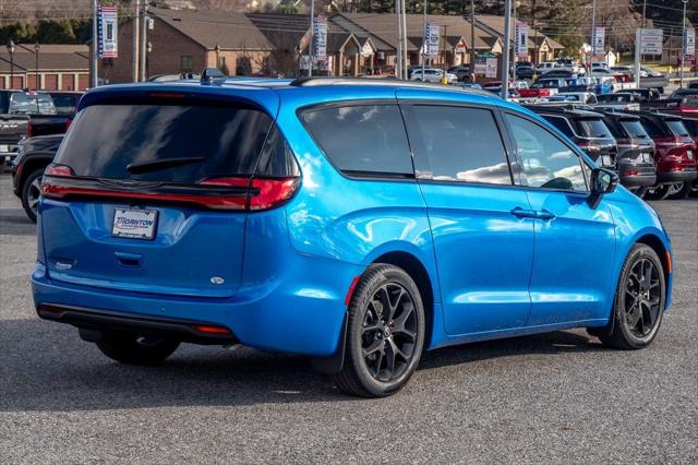 2026 Chrysler Pacifica PACIFICA SELECT