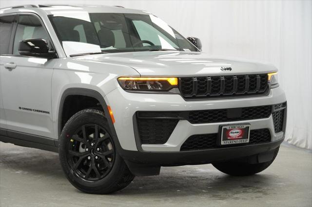 2026 Jeep Grand Cherokee GRAND CHEROKEE LAREDO ALTITUDE 4X4