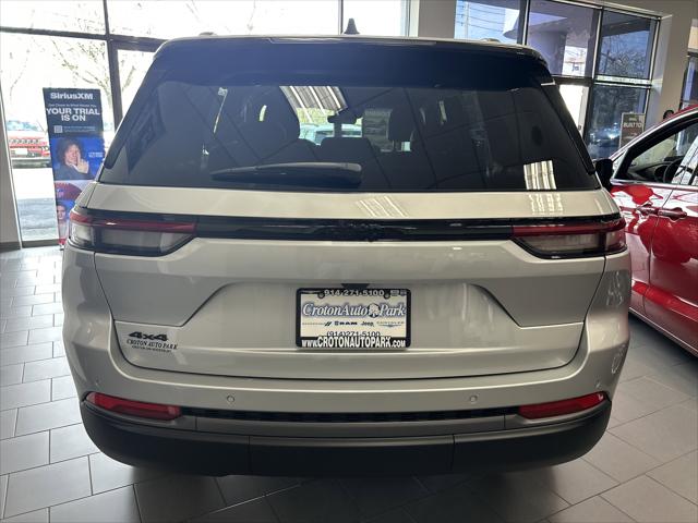 2026 Jeep Grand Cherokee Altitude 4x4