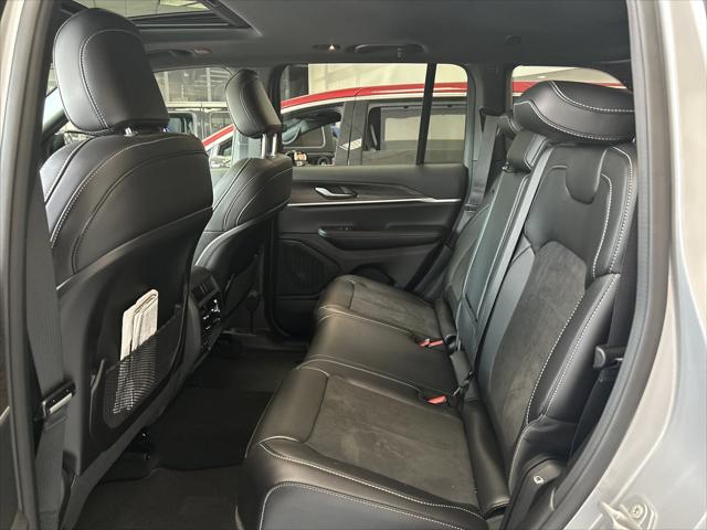 2026 Jeep Grand Cherokee Altitude 4x4