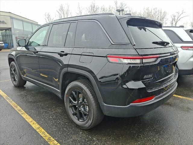 2026 Jeep Grand Cherokee Altitude 4x4