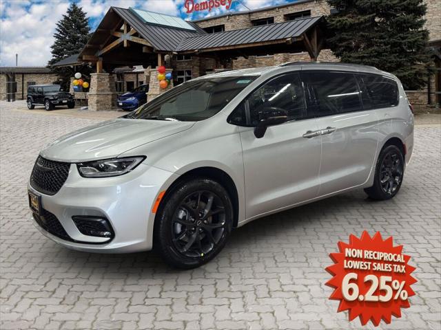 2026 Chrysler Pacifica PACIFICA SELECT AWD