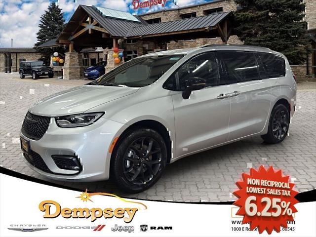 2026 Chrysler Pacifica PACIFICA SELECT AWD