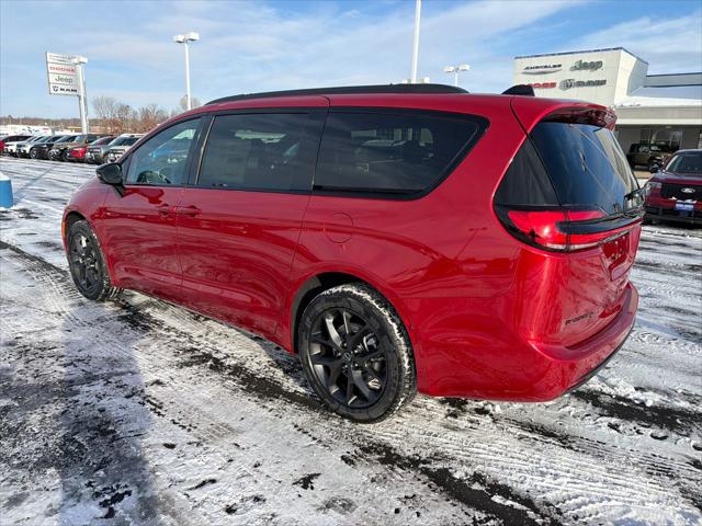 2026 Chrysler Pacifica PACIFICA SELECT AWD