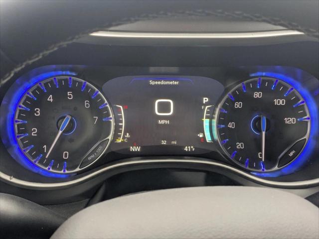 2026 Chrysler Pacifica Select AWD