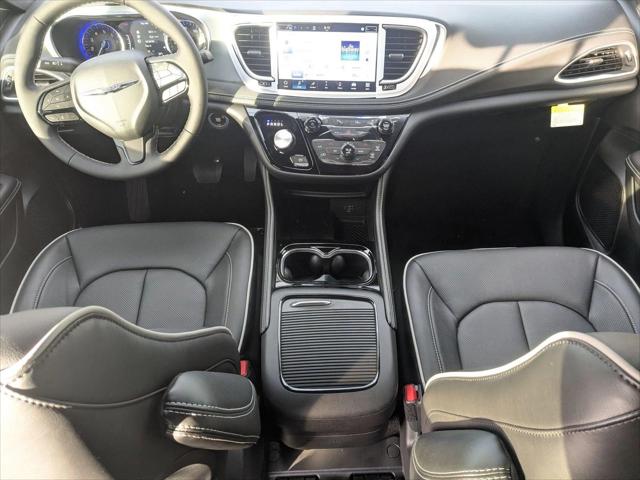 2026 Chrysler Pacifica Limited AWD