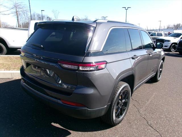 2026 Jeep Grand Cherokee GRAND CHEROKEE LAREDO ALTITUDE 4X4