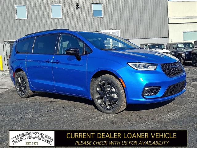 2026 Chrysler Pacifica PACIFICA SELECT AWD