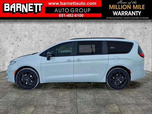 2026 Chrysler Pacifica PACIFICA LIMITED AWD