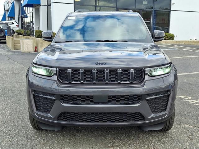 2026 Jeep Grand Cherokee GRAND CHEROKEE ALTITUDE 4X4