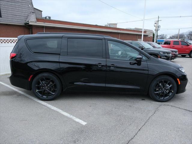 2026 Chrysler Pacifica PACIFICA LIMITED 2026 Chrysler Pacifica PACIFICA LIMITED