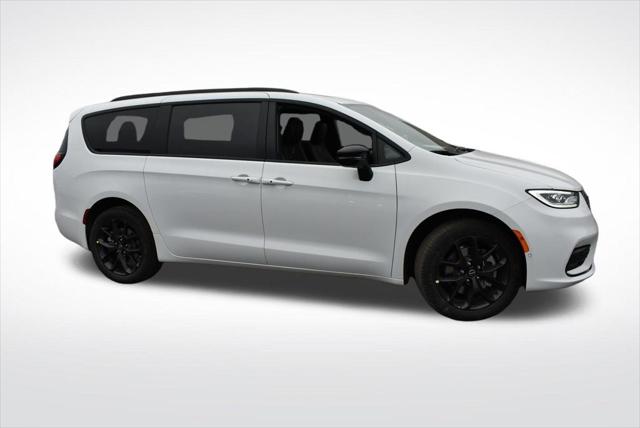 2026 Chrysler Pacifica PACIFICA LIMITED AWD