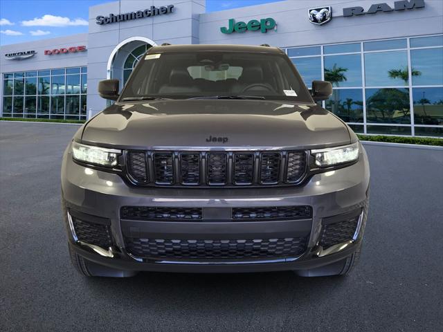 2025 Jeep Grand Cherokee GRAND CHEROKEE L ALTITUDE 4X2