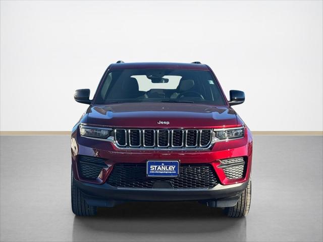 2025 Jeep Grand Cherokee GRAND CHEROKEE LAREDO 4X2
