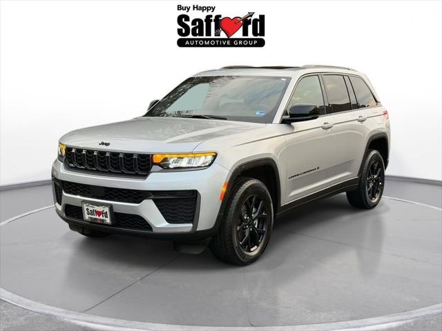 2026 Jeep Grand Cherokee GRAND CHEROKEE LAREDO ALTITUDE 4X4