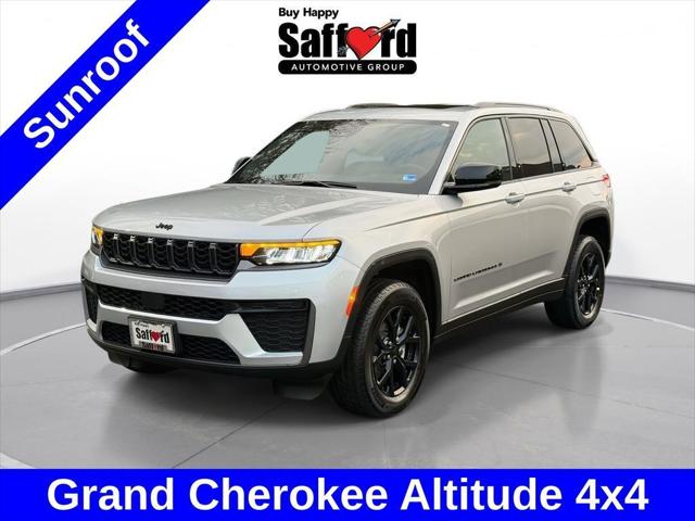 2026 Jeep Grand Cherokee GRAND CHEROKEE LAREDO ALTITUDE 4X4 2026 Jeep Grand Cherokee GRAND CHEROKEE LAREDO ALTITUDE 4X4