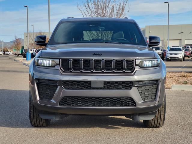 2026 Jeep Grand Cherokee GRAND CHEROKEE LAREDO ALTITUDE 4X4
