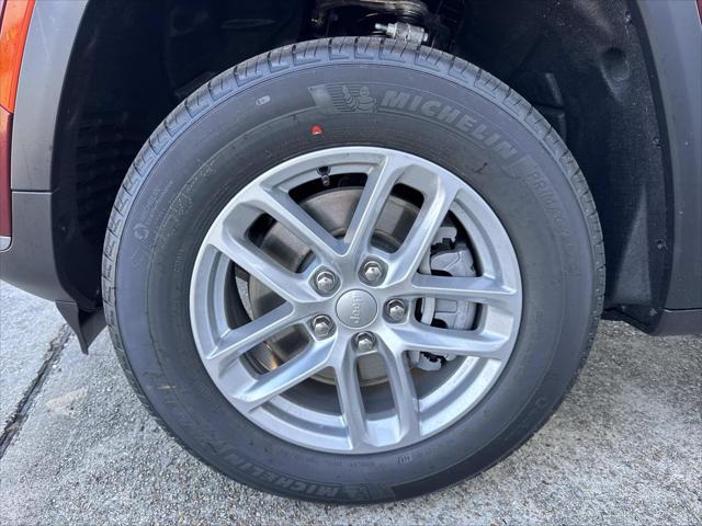 2025 Jeep Grand Cherokee GRAND CHEROKEE L LAREDO X 4X2 2025 Jeep Grand Cherokee GRAND CHEROKEE L LAREDO X 4X2