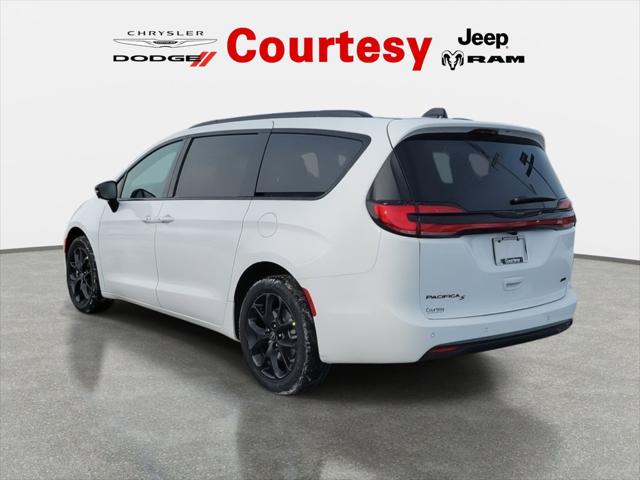 2026 Chrysler Pacifica PACIFICA SELECT AWD