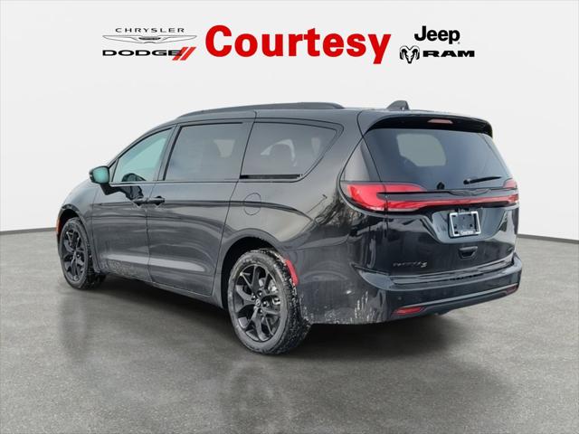 2026 Chrysler Pacifica PACIFICA SELECT AWD
