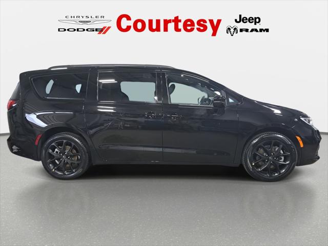 2026 Chrysler Pacifica PACIFICA LIMITED AWD 2026 Chrysler Pacifica PACIFICA LIMITED AWD