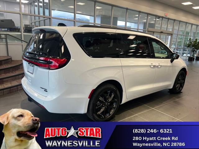 2026 Chrysler Pacifica PACIFICA LIMITED AWD