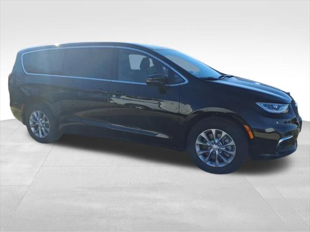2026 Chrysler Pacifica Limited AWD