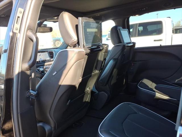 2026 Chrysler Pacifica Limited AWD