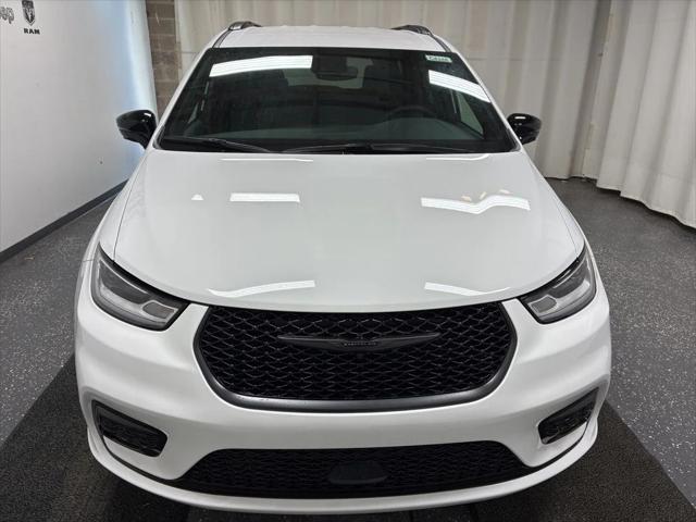 2026 Chrysler Pacifica PACIFICA SELECT AWD 2026 Chrysler Pacifica PACIFICA SELECT AWD