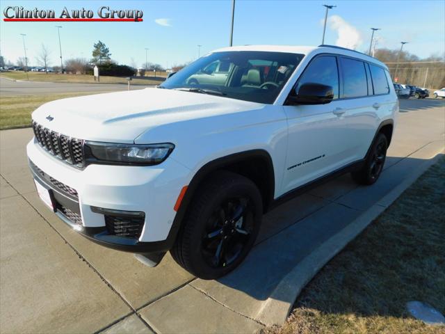 2025 Jeep Grand Cherokee Limited 4x4 for sale in Clinton, IA