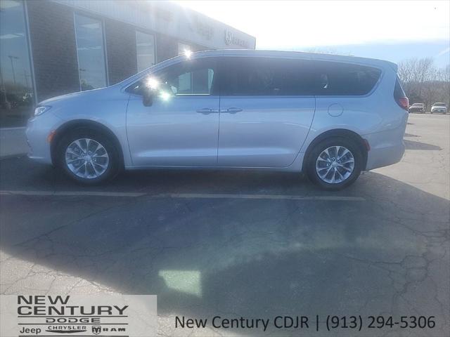 2026 Chrysler Pacifica PACIFICA LIMITED AWD