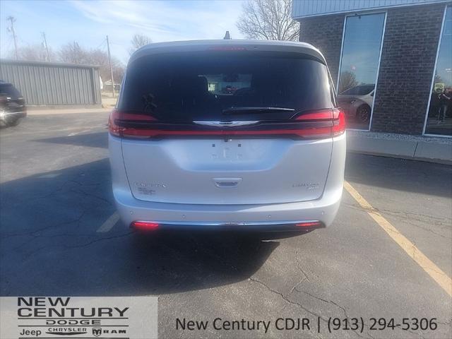 2026 Chrysler Pacifica Limited AWD