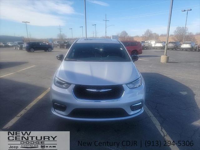 2026 Chrysler Pacifica Limited AWD
